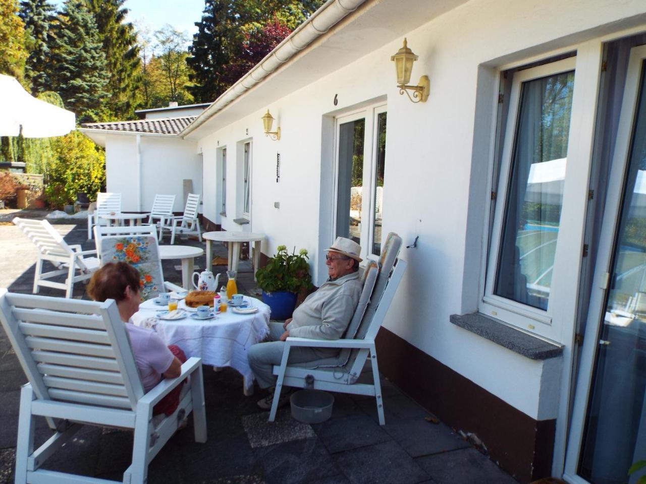Pension Yak Und Yeti باد هونيف ام راين المظهر الخارجي الصورة